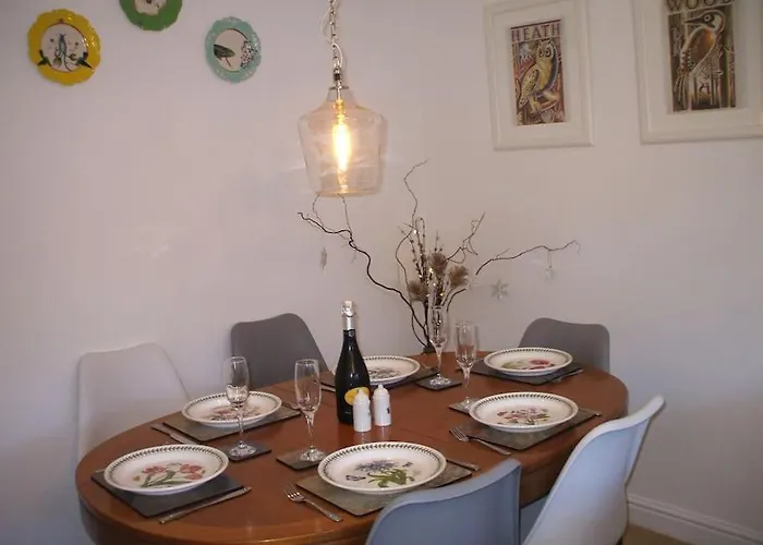 Spacious Stylish House,r/way Museum,parking,garden Vakantiehuis York