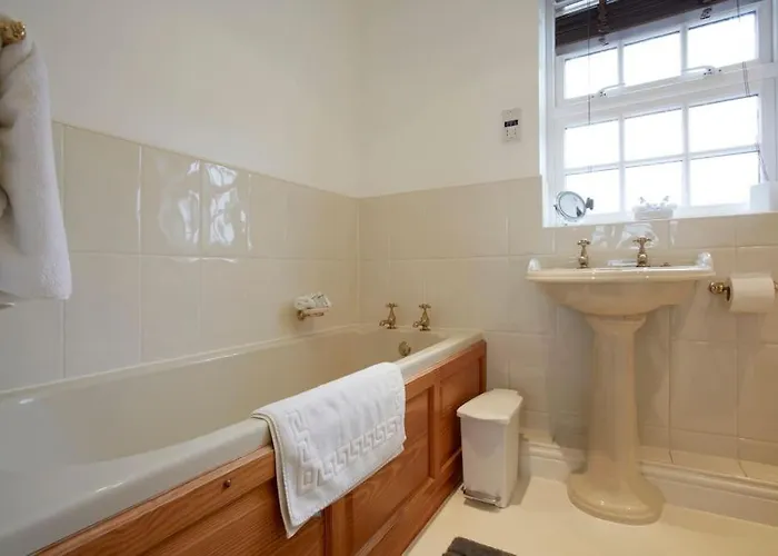 Vakantiehuis Spacious Stylish House,r/way Museum,parking,garden *