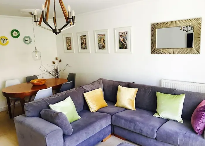 Spacious Stylish House,r/way Museum,parking,garden * York