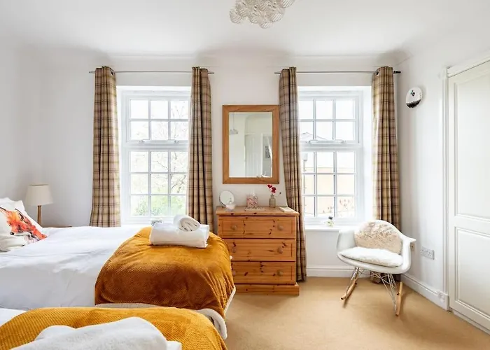 Spacious Stylish House,r/way Museum,parking,garden Vakantiehuis York