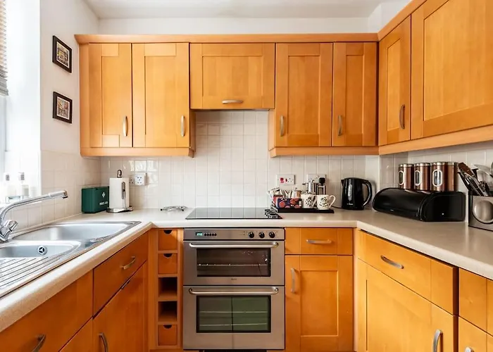 Holiday home Spacious Stylish House,r/way Museum,parking,garden York